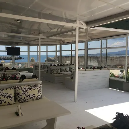 ホテル Marina キテン