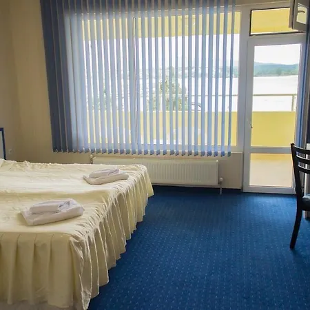 Marina Hotel 3*