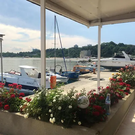 Hotel Marina 3*