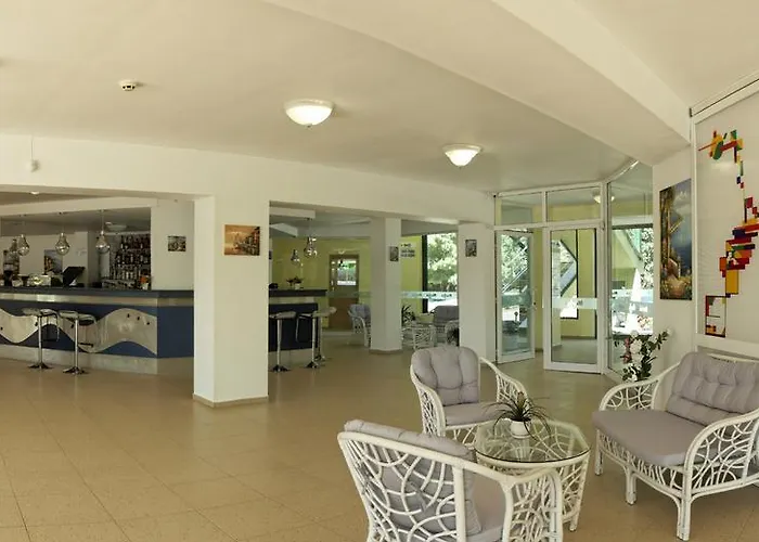 Отель Marina Китен