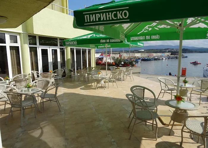 Marina Отель Китен