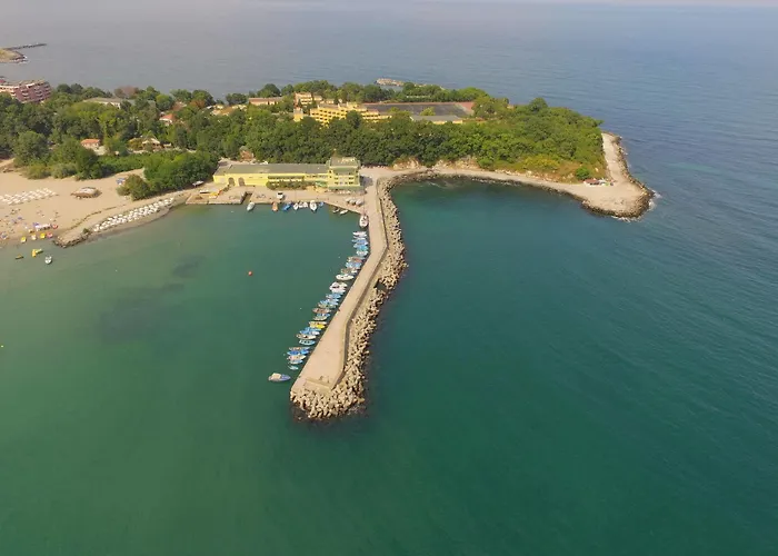 Marina Отель 3*